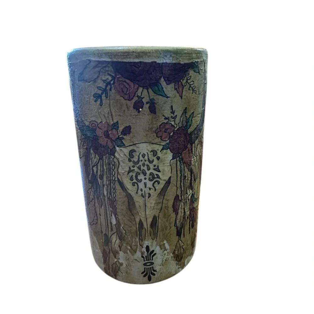 Handcrafted western vase